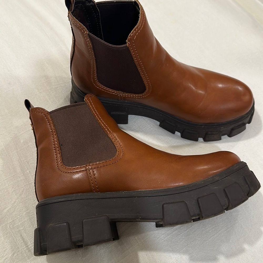 Circus NY by Sam Edelman Women's Darielle Ankle Boot